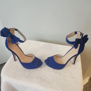 Dream Pairs Royal Blue Peep-Toe Heels